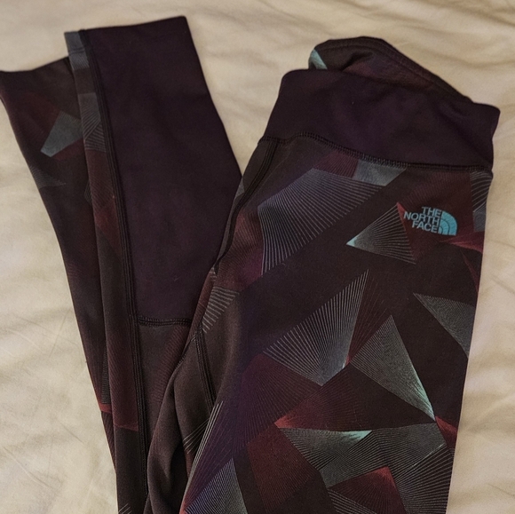 The North Face Flashdry Leggings Purple Blue Geometric Women's Size M Tights - Picture 2 of 7